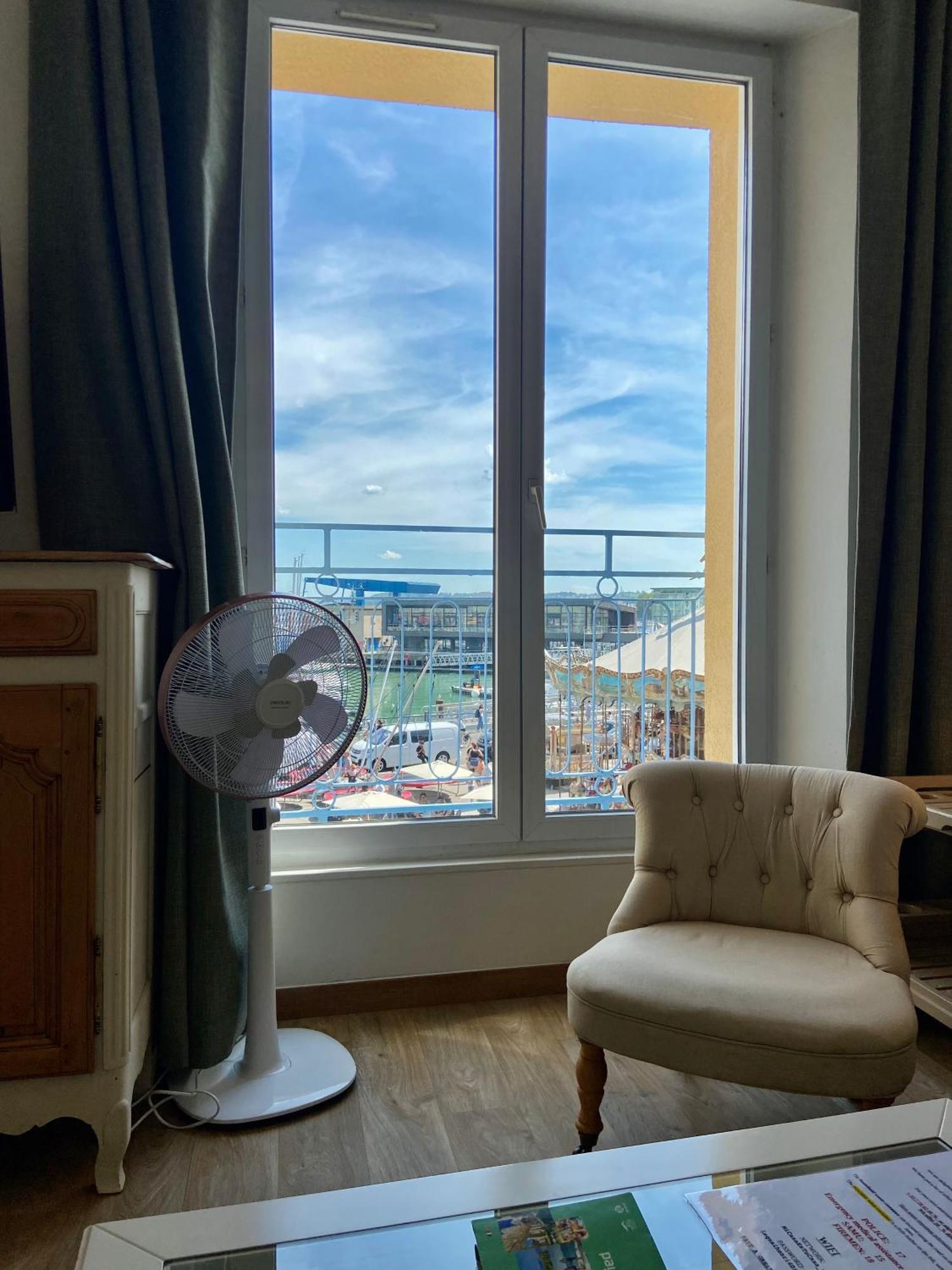 Etablissement 3 Etoiles Avec Ascenseur, 3 Appartements Lumineux Vue Port Avec Balcon, 200M De La Mer, Wifi Fibre, Tous Service Inclus Dieppe Exteriér fotografie